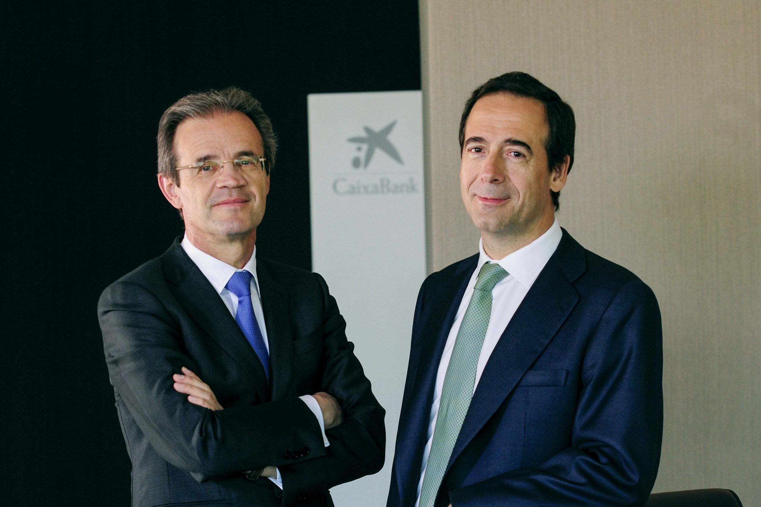 CaixaBank y Santander reconocidos por la publicación británica Euromoney