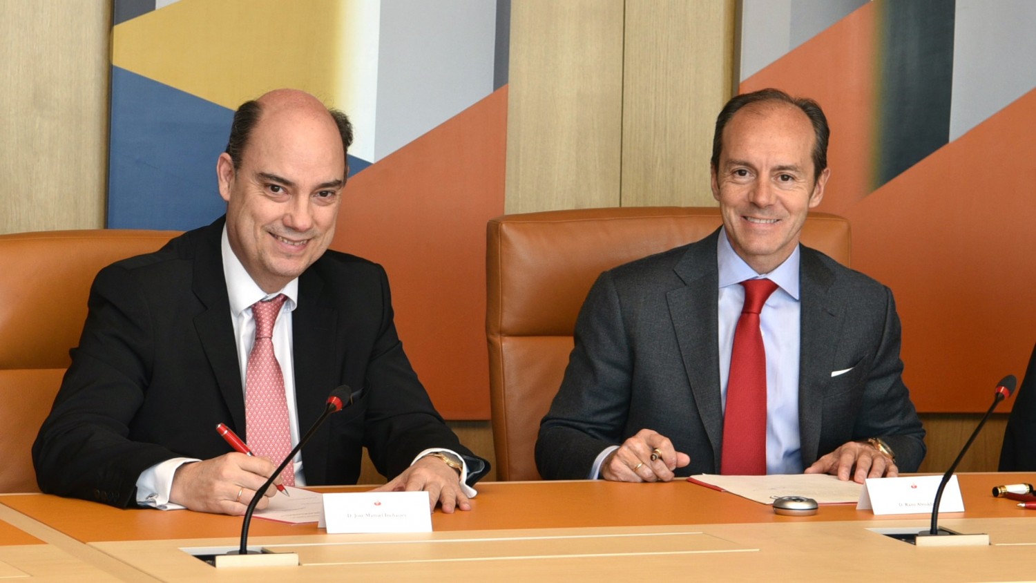 MAPFRE ofrecerá productos del Santander en los 3.000 puntos de venta de la aseguradora