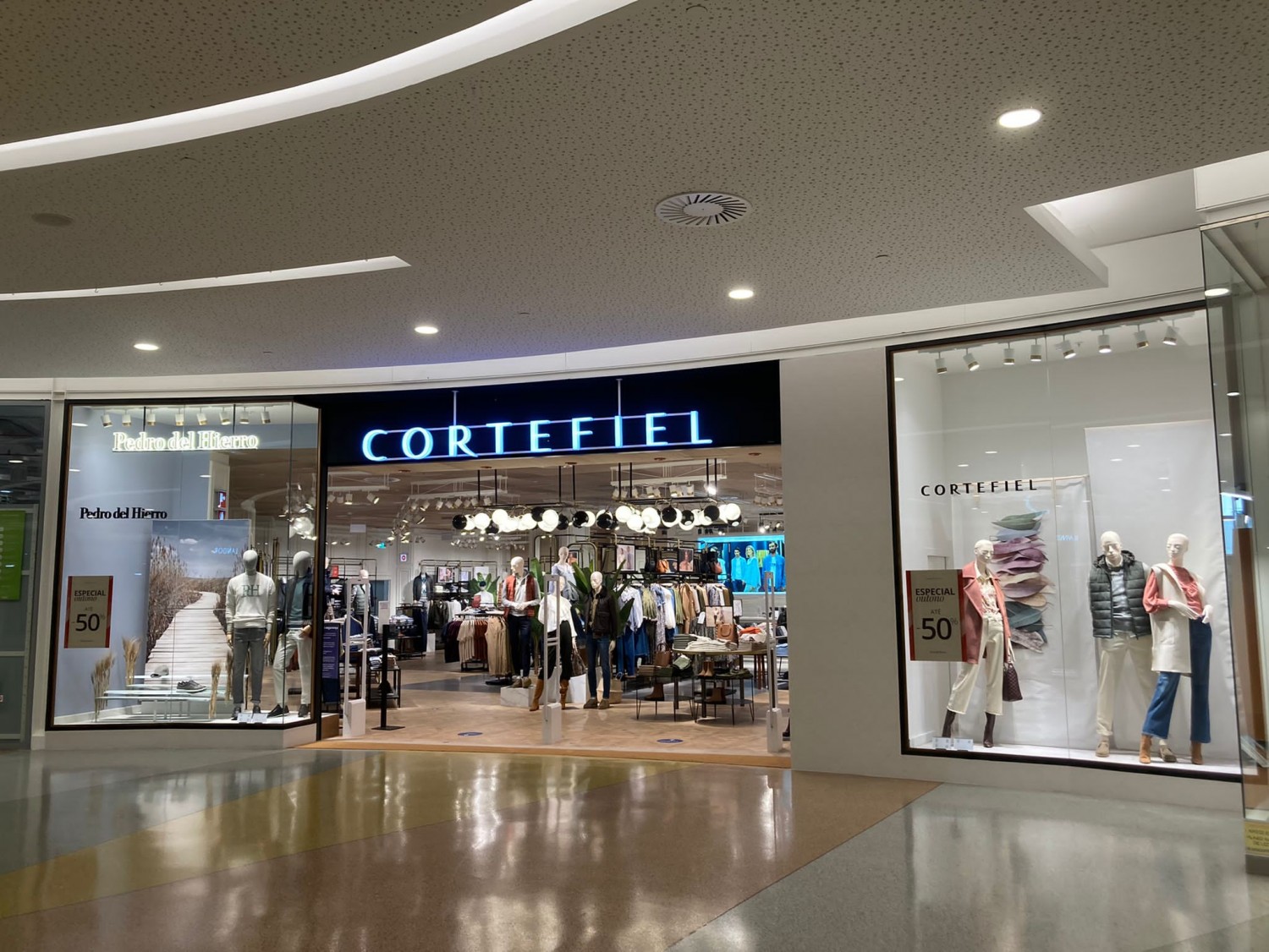 Cortefiel abre dos nuevas tiendas en Portugal