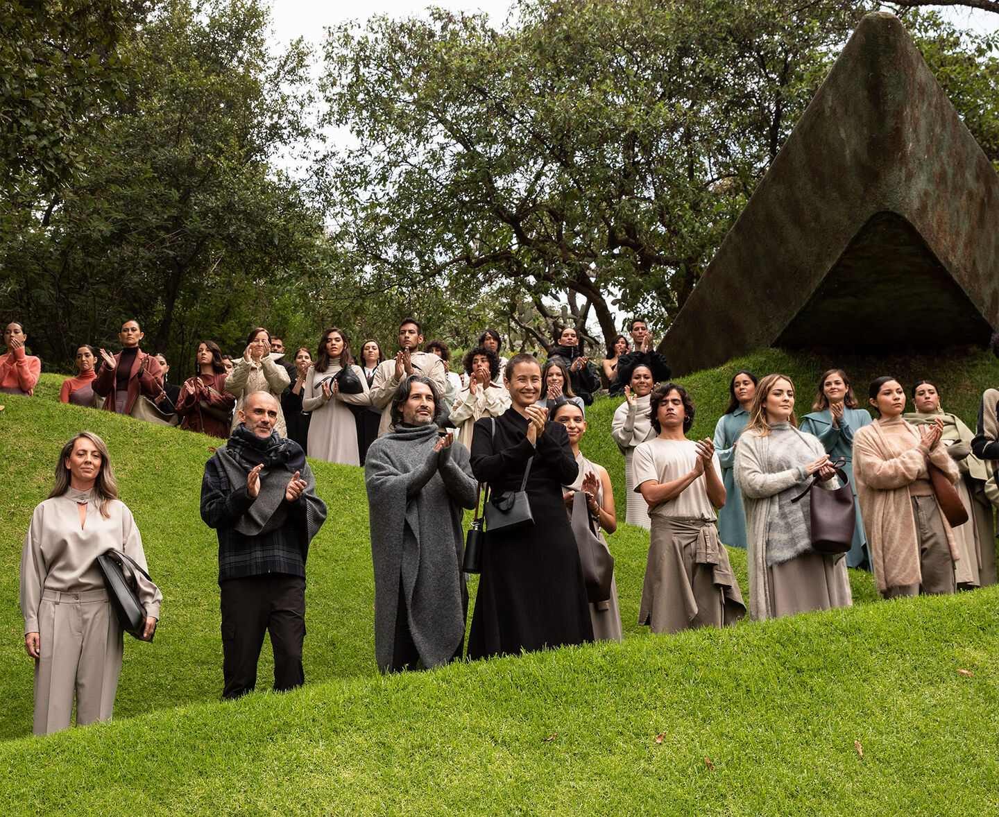 Adolfo Domínguez presenta en México su nueva colección ‘El vacío’