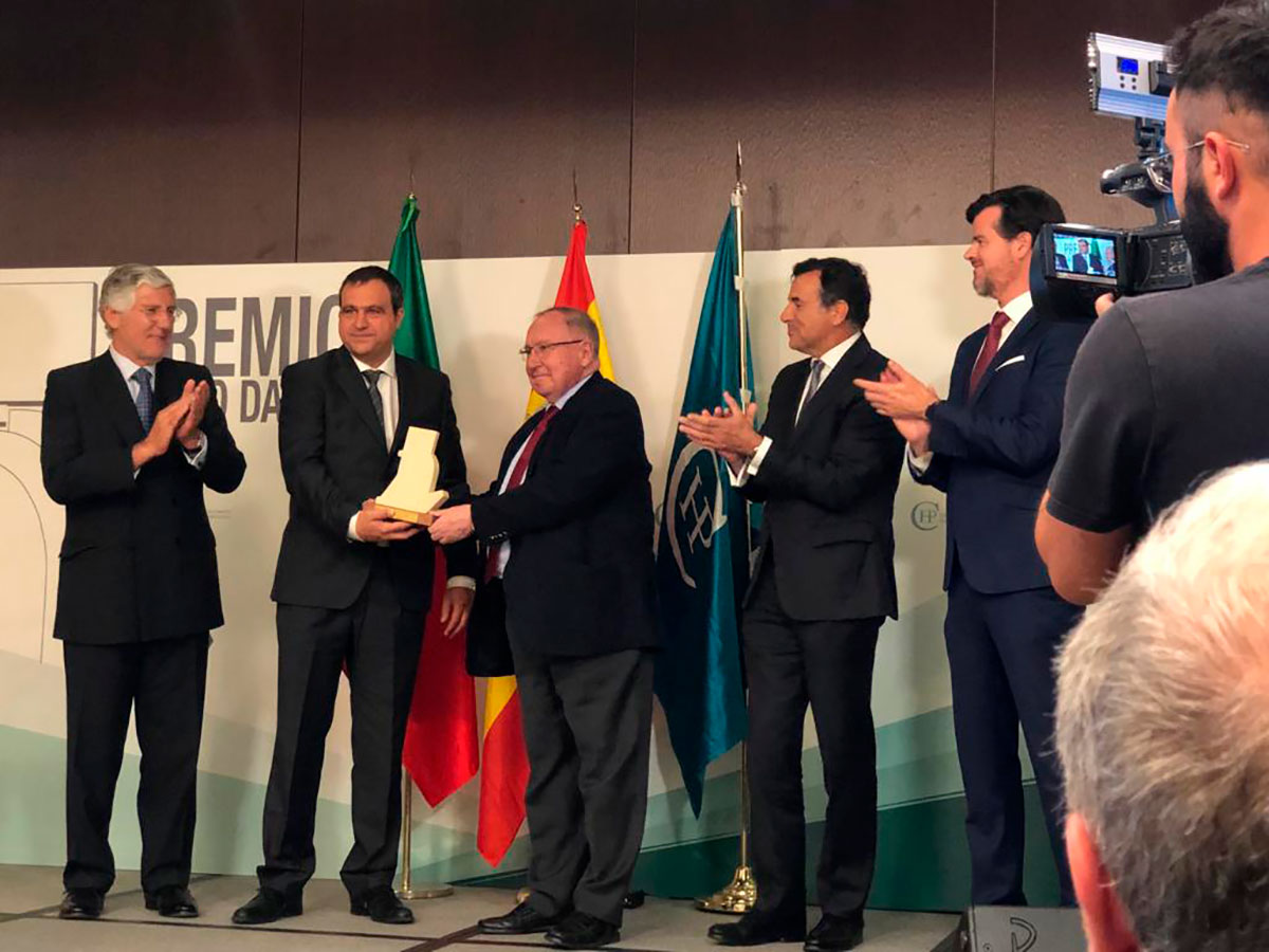 Covirán recibe el premio a la excelencia empresarial por su presencia en Portugal
