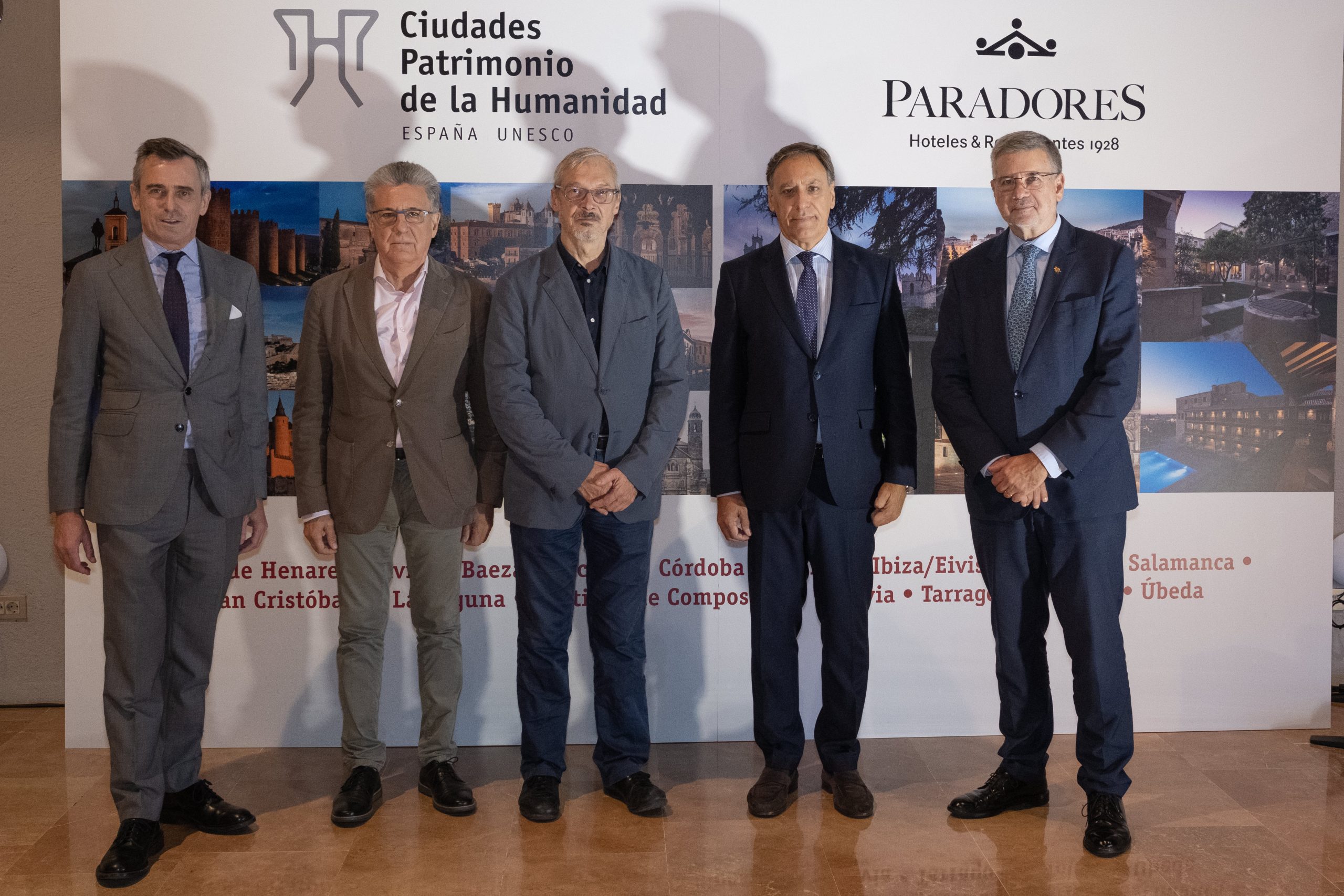 Paradores presenta su oferta turística junto a Ciudades Patrimonio de la Humanidad de España