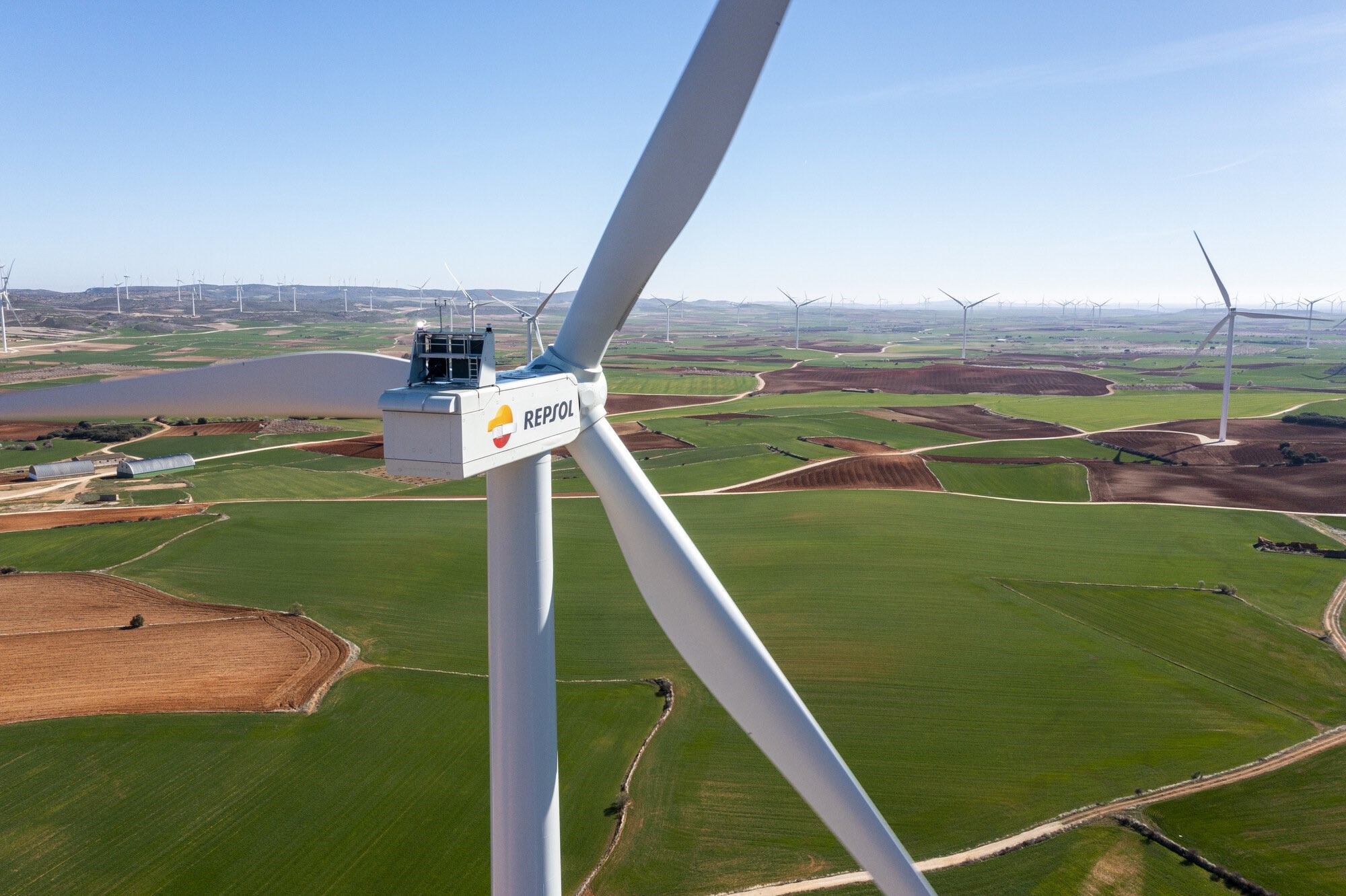 Repsol entra en el negocio eólico terrestre de Estados Unidos con la adquisición de ConnectGen
