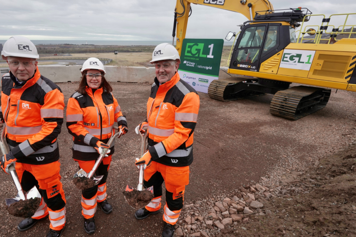 Iberdrola inicia la construcción de la superautopista eléctrica submarina ‘Eastern Green Link 1’