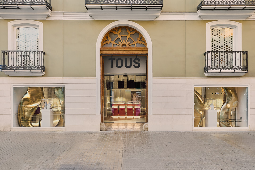 TOUS celebra su universo joyero en Valencia y estrena su nuevo concepto de tienda