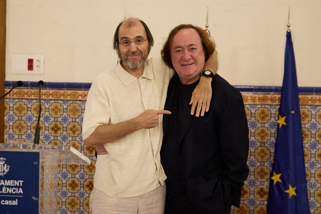 ROBERTO CHACÓN